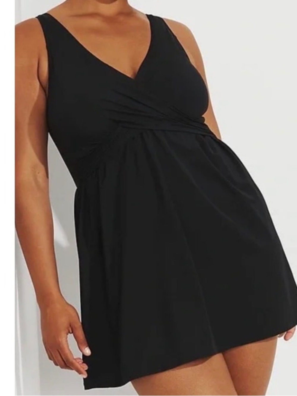 Lands' End Swim Dress Size 14 Black Twist Front V-Neck Modest 1 Piece 87102 NWOT